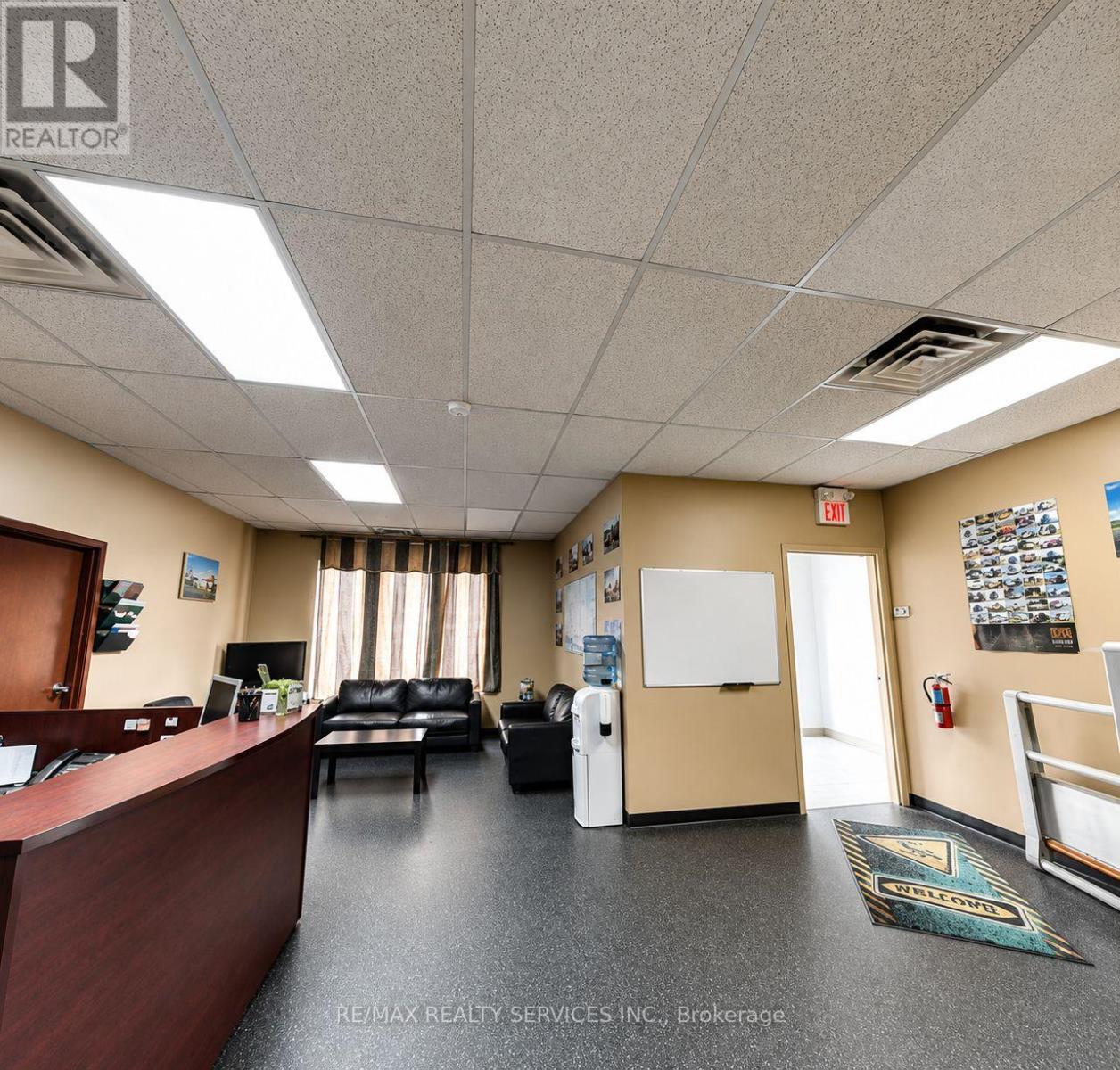 B - 7120 Pacific Circle, Mississauga, Ontario  L5T 2A6 - Photo 3 - W13728508