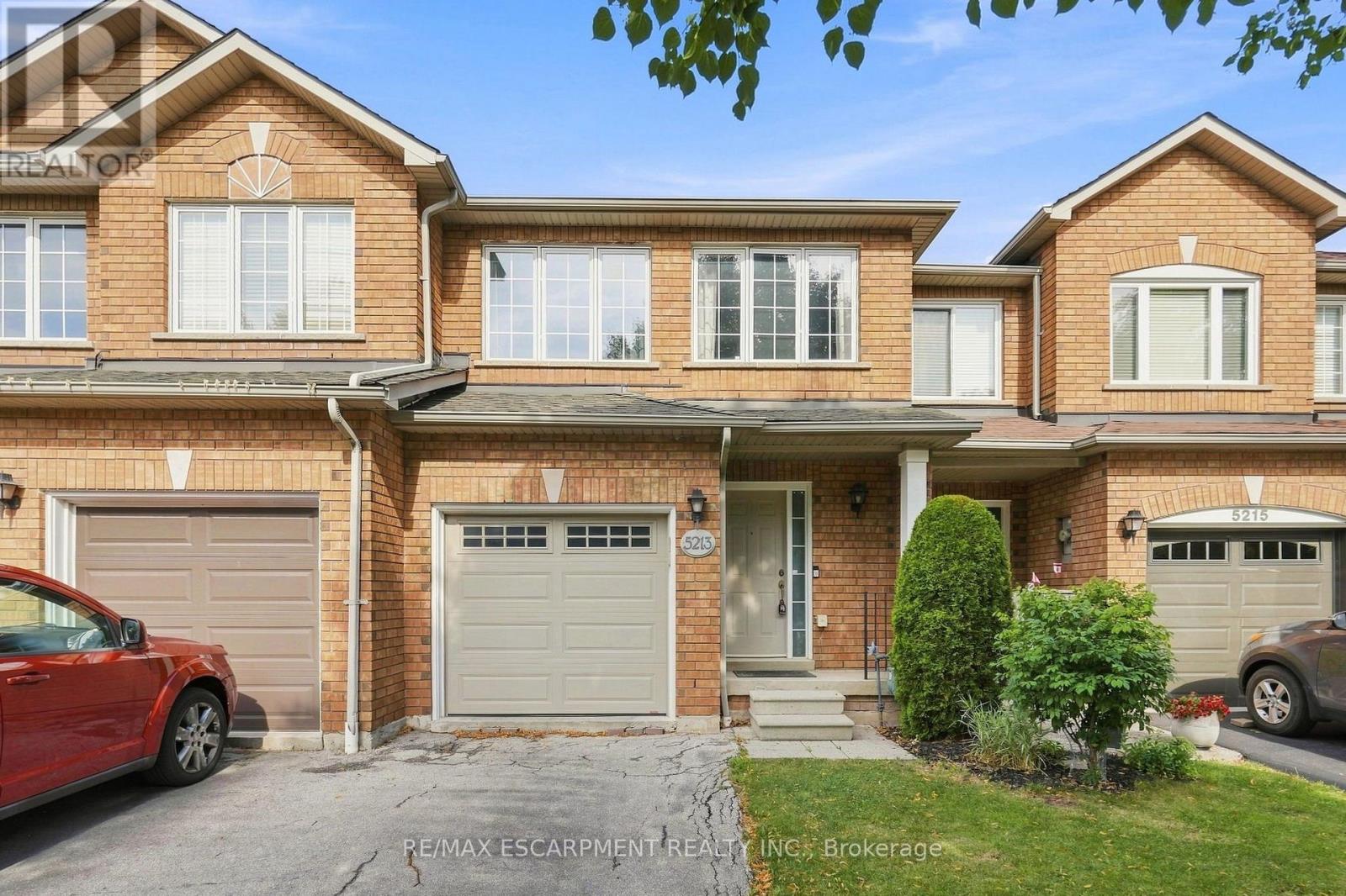 5213 Thornburn Drive, Burlington, Ontario  L7L 6R4 - Photo 1 - W13728568