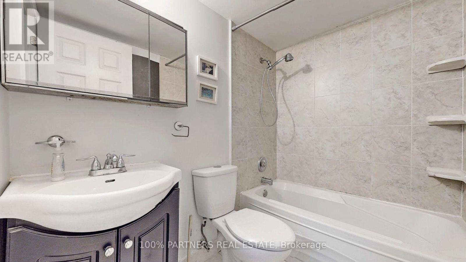 Back - 177 Maple Avenue, Richmond Hill, Ontario  L4C 2J2 - Photo 7 - N13619128