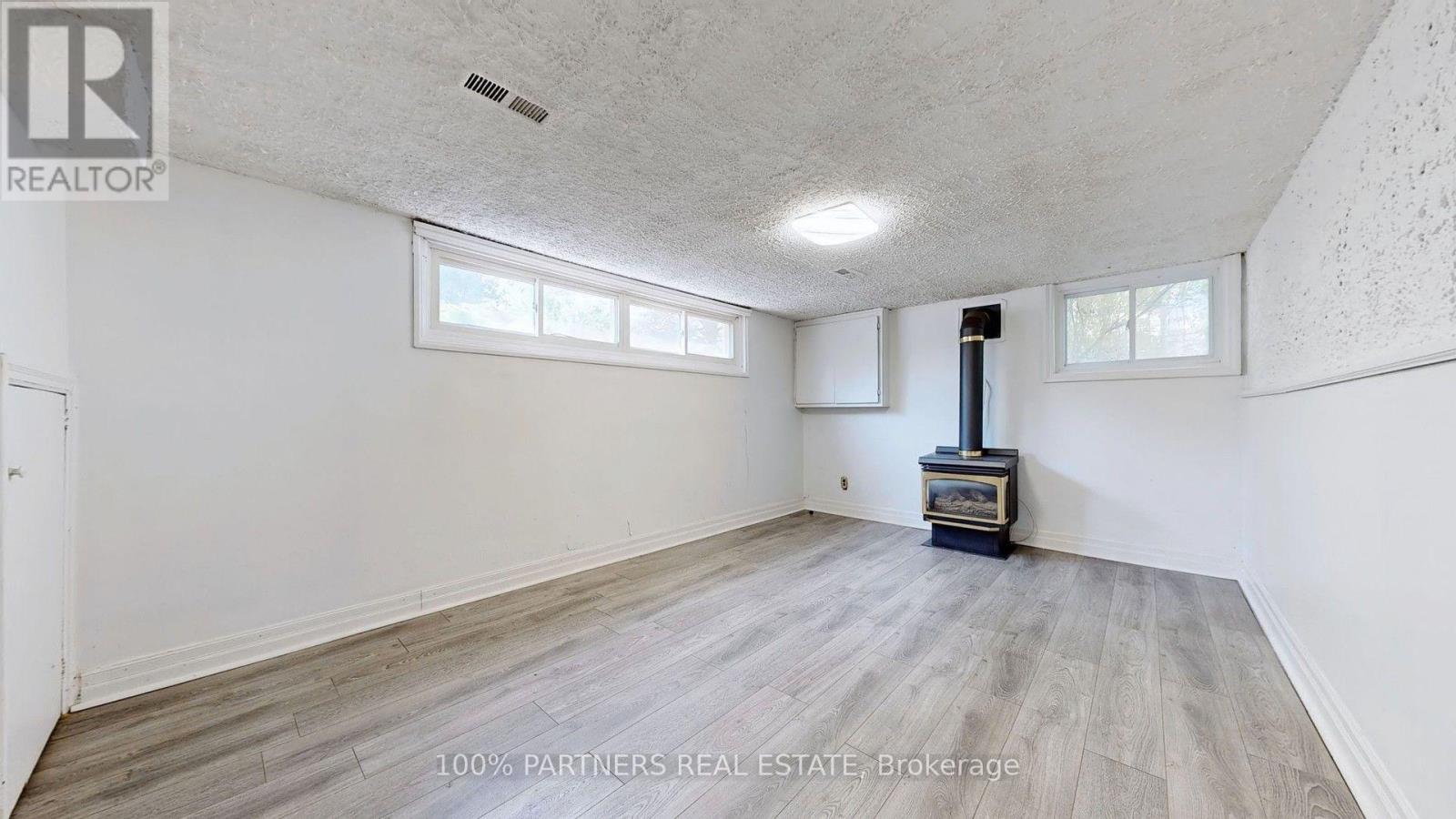 Back - 177 Maple Avenue, Richmond Hill, Ontario  L4C 2J2 - Photo 2 - N13619128