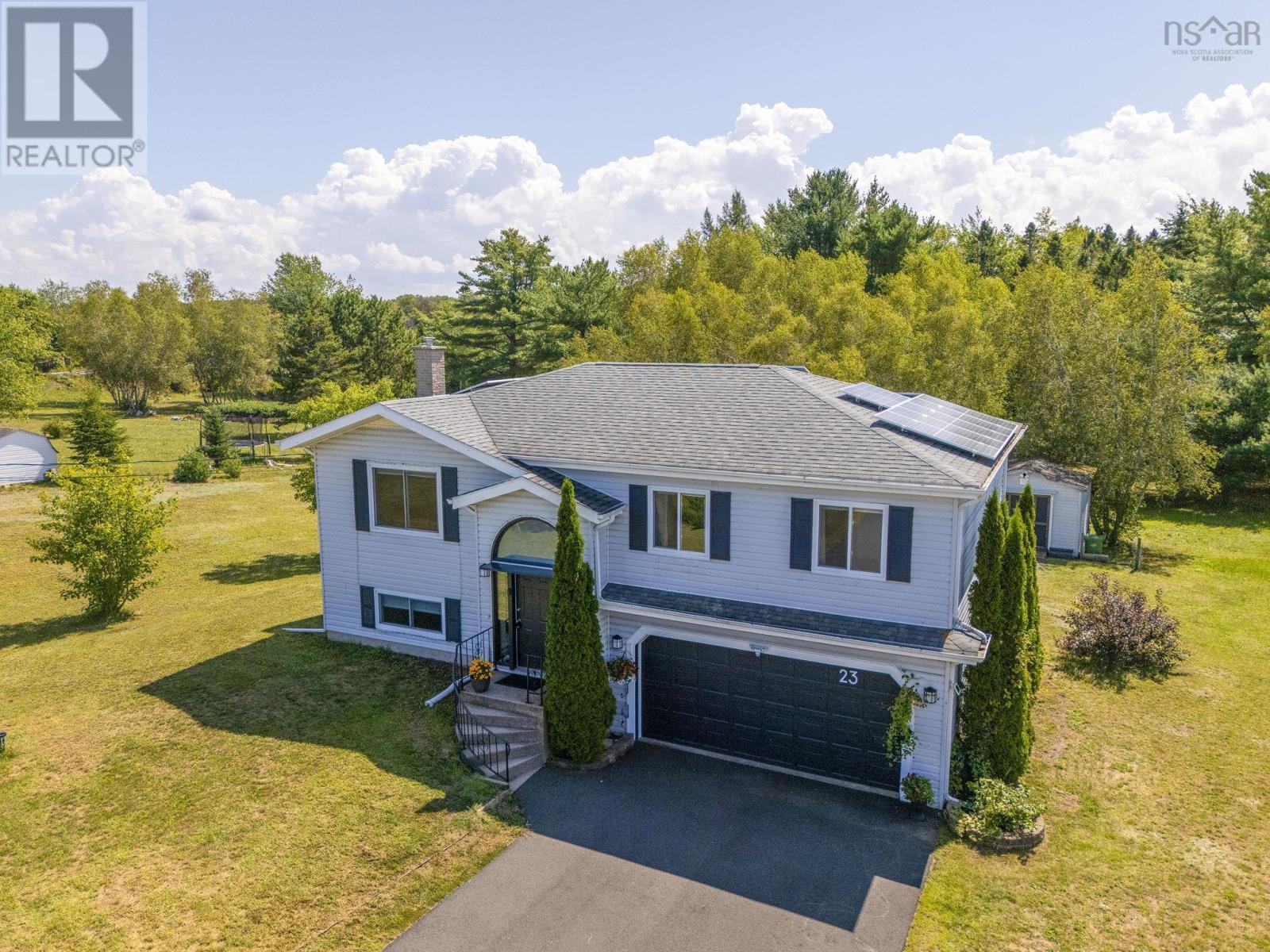 23 Dahlgren Crescent S, North Kingston, Nova Scotia  B0P 1R0 - Photo 1 - 202622022