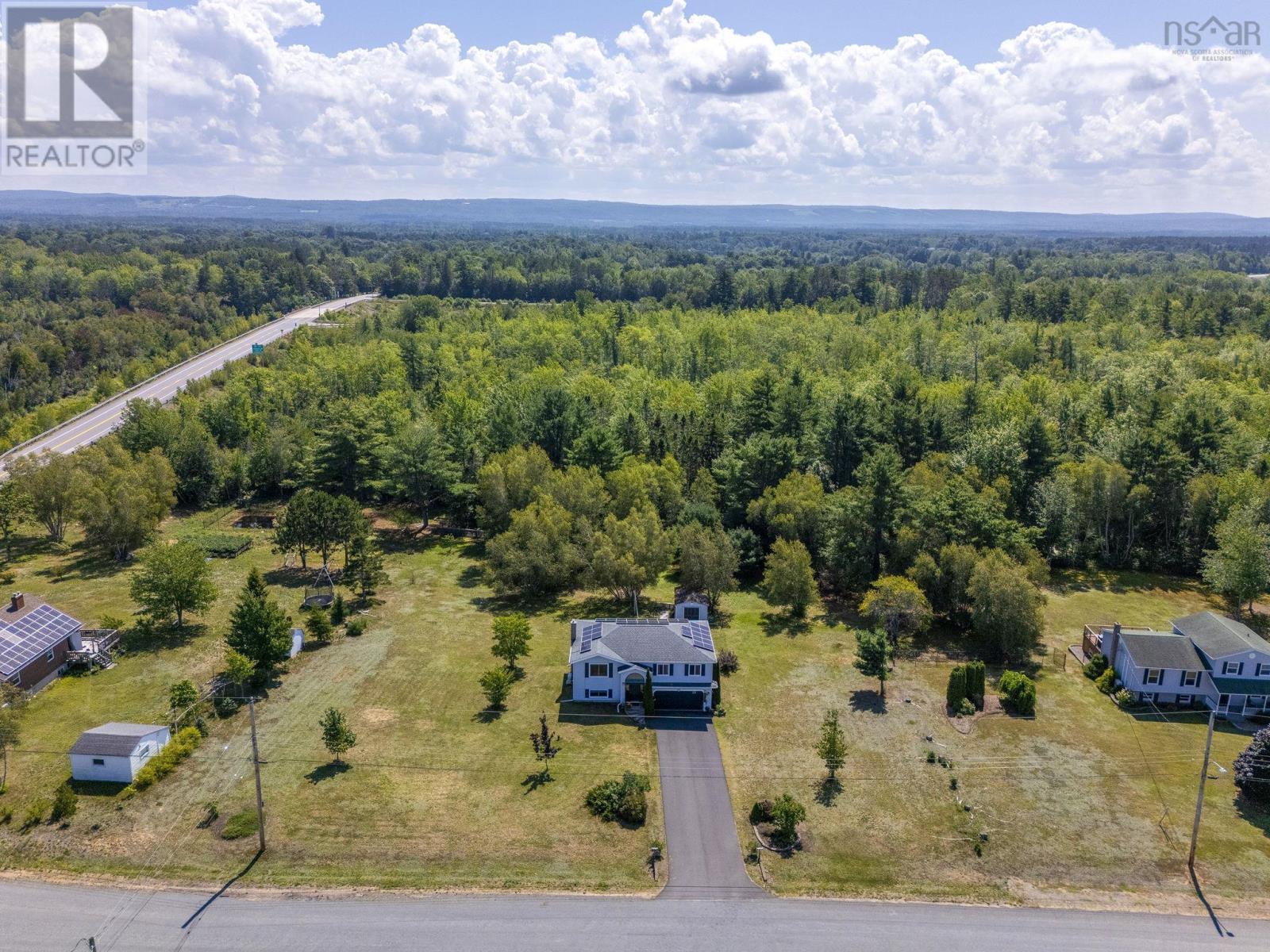 23 Dahlgren Crescent S, North Kingston, Nova Scotia  B0P 1R0 - Photo 3 - 202622022