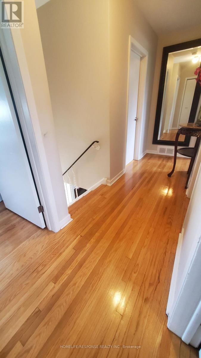 114 Ardwick Boulevard, Toronto, Ontario  M9M 1W2 - Photo 10 - W13722612