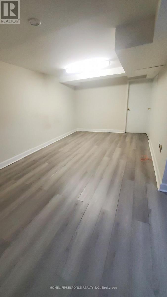 114 Ardwick Boulevard, Toronto, Ontario  M9M 1W2 - Photo 12 - W13722612