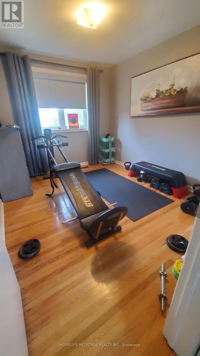 114 Ardwick Boulevard, Toronto, Ontario  M9M 1W2 - Photo 6 - W13722612