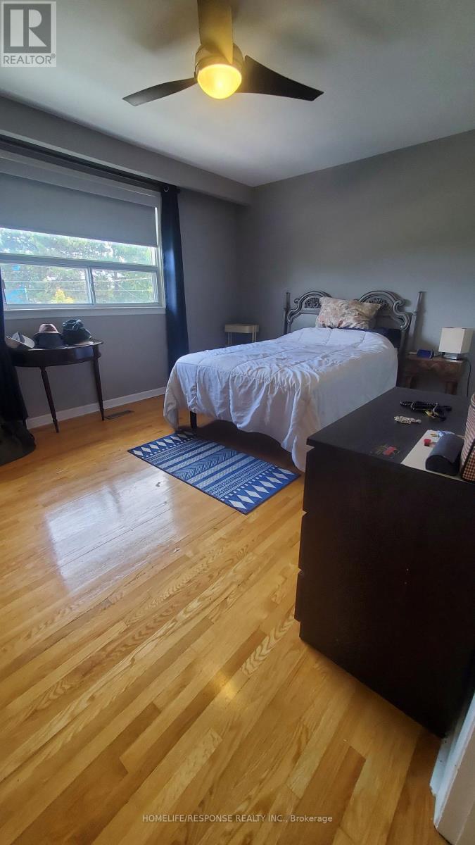 114 Ardwick Boulevard, Toronto, Ontario  M9M 1W2 - Photo 8 - W13722612