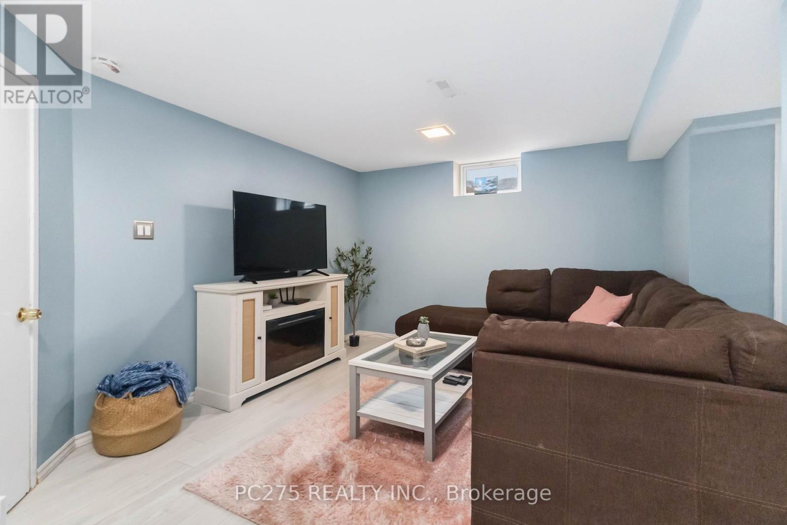 34 Oregon Road, London South, Ontario  N5Z 4B9 - Photo 8 - X13728708