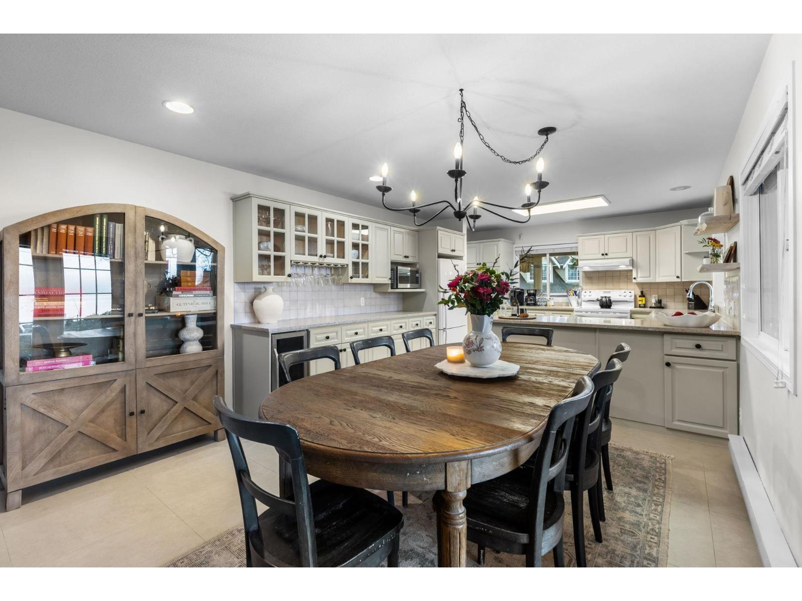 7388 Rockwell Place, Harrison Lake, Harrison Hot Springs, British Columbia  V0M 1A0 - Photo 16 - R3144729