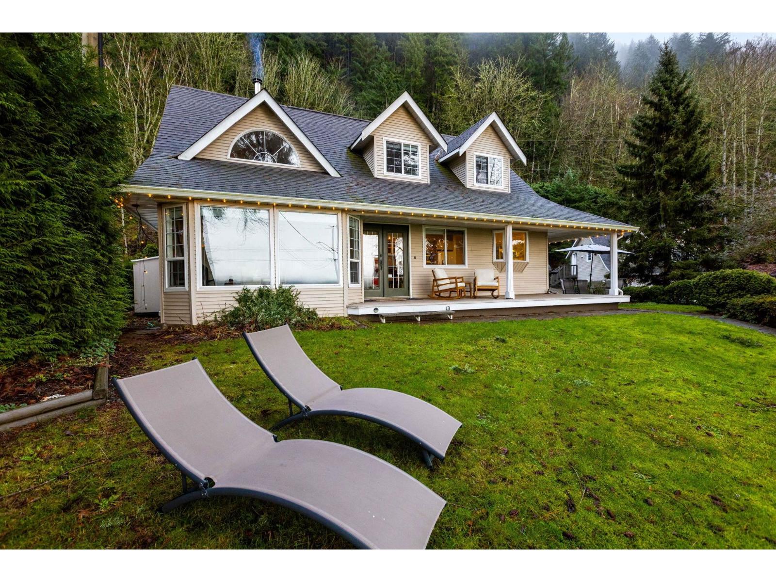 7388 Rockwell Place, Harrison Lake, Harrison Hot Springs, British Columbia  V0M 1A0 - Photo 7 - R3144729
