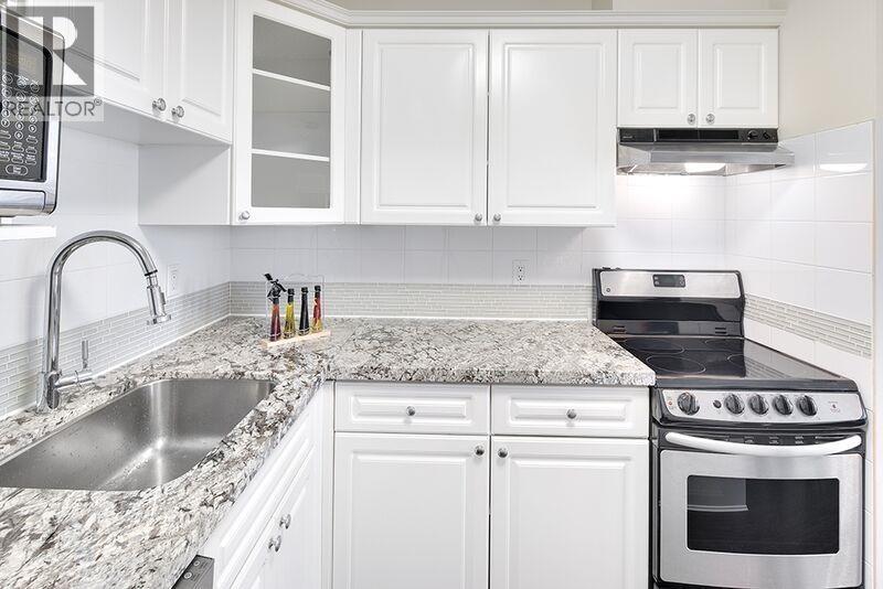 701 145 St Georges Avenue, North Vancouver, British Columbia  V7L 3G8 - Photo 12 - R3159983