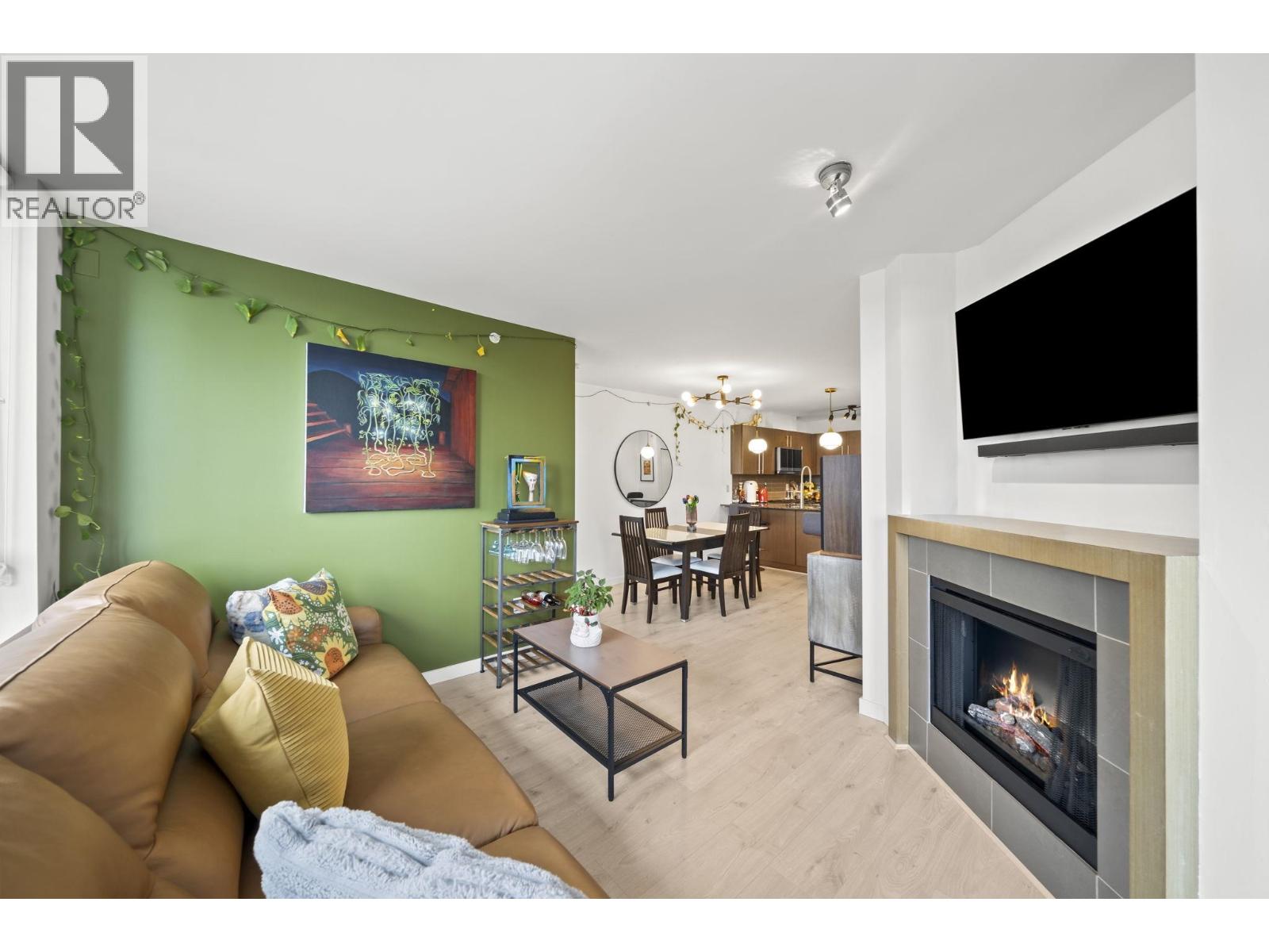 208 4888 Brentwood Drive, Burnaby, British Columbia  V5C 0C6 - Photo 9 - R3159995