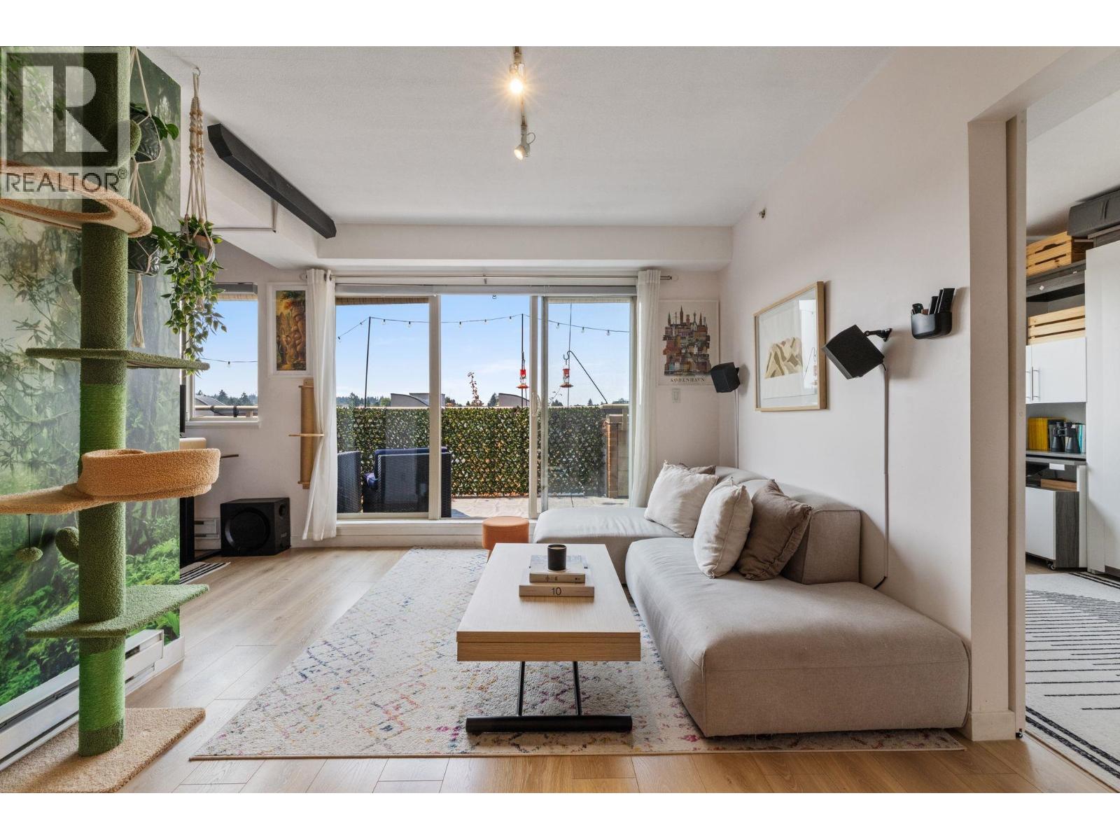 Ph10 702 E King Edward Avenue, Vancouver, British Columbia  V5V 0A9 - Photo 10 - R3160011