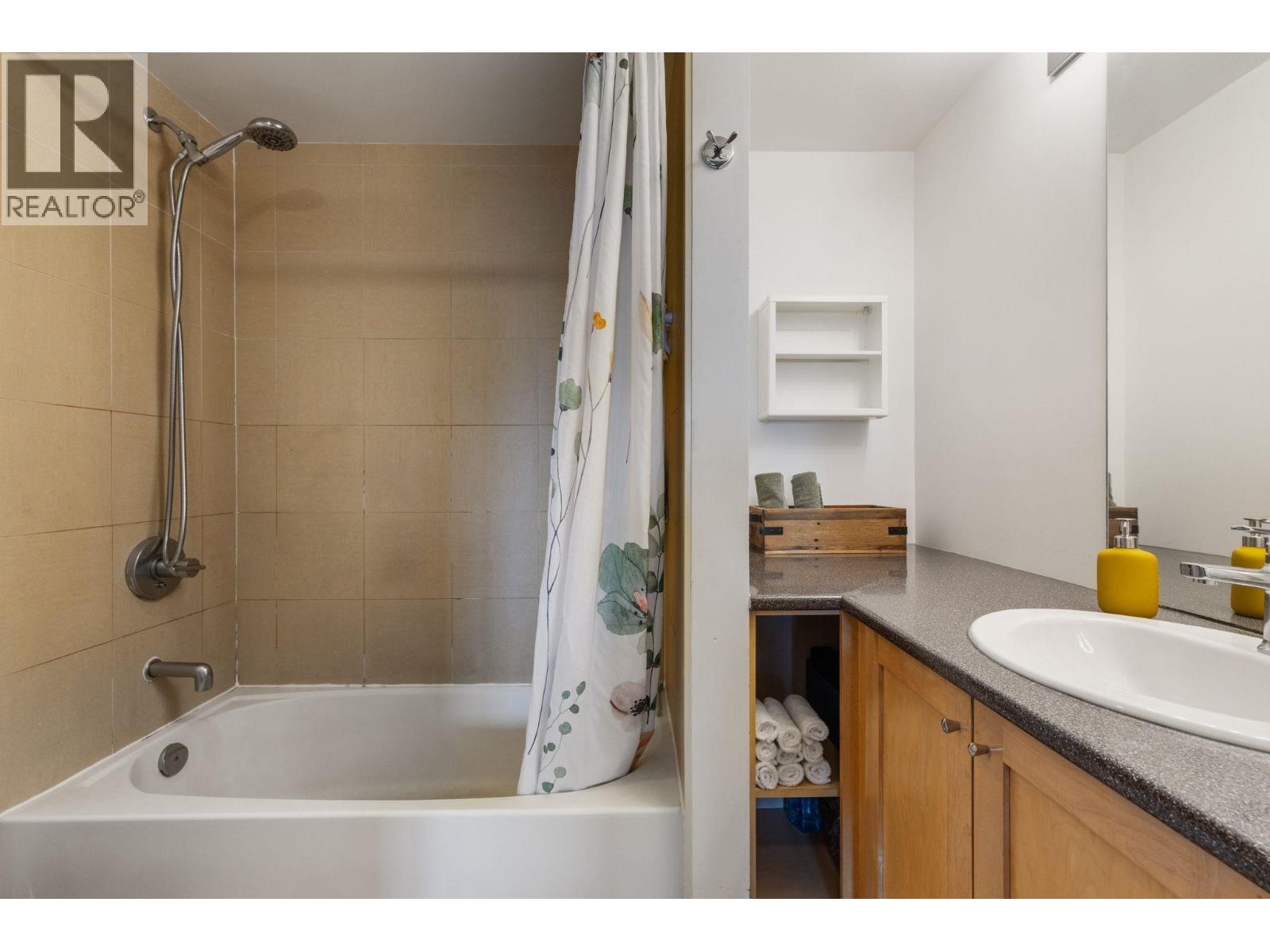 Ph10 702 E King Edward Avenue, Vancouver, British Columbia  V5V 0A9 - Photo 17 - R3160011