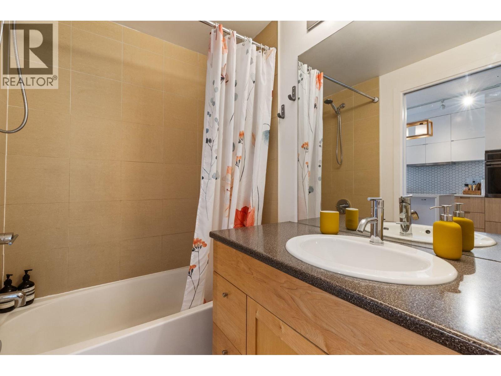 Ph10 702 E King Edward Avenue, Vancouver, British Columbia  V5V 0A9 - Photo 22 - R3160011