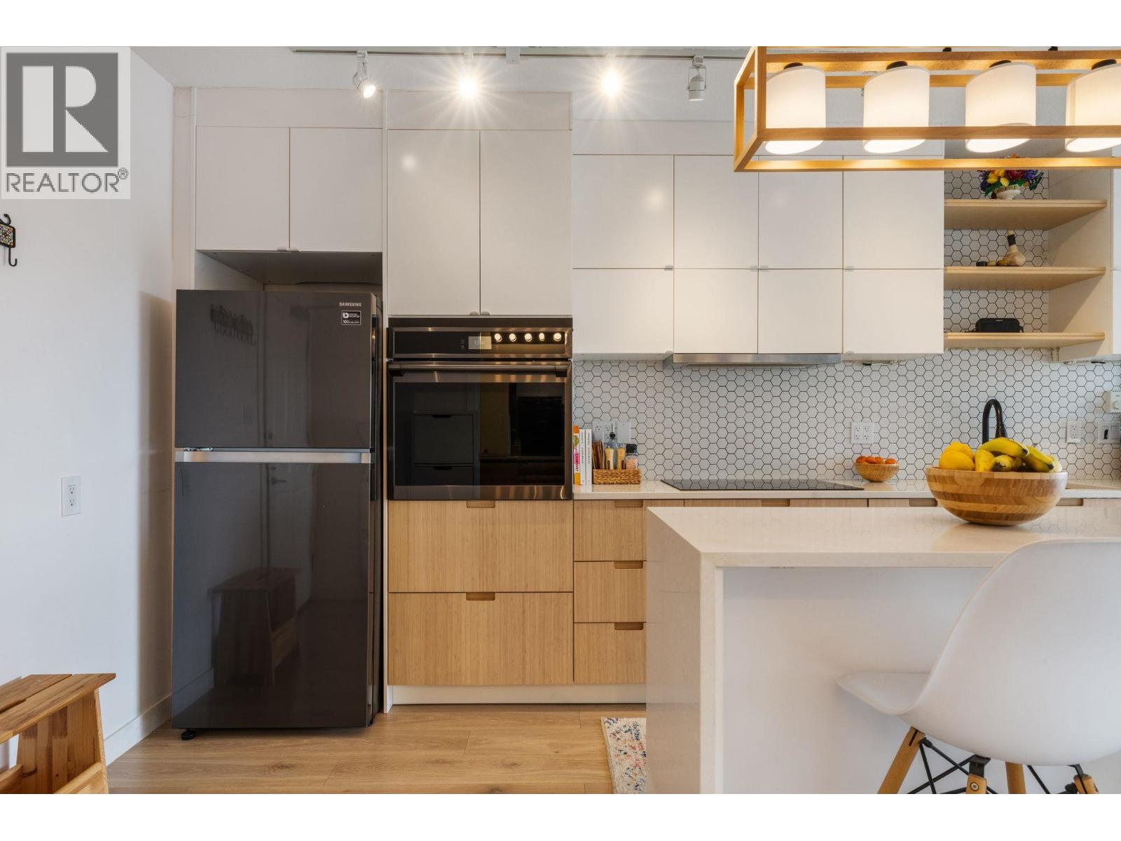 Ph10 702 E King Edward Avenue, Vancouver, British Columbia  V5V 0A9 - Photo 4 - R3160011
