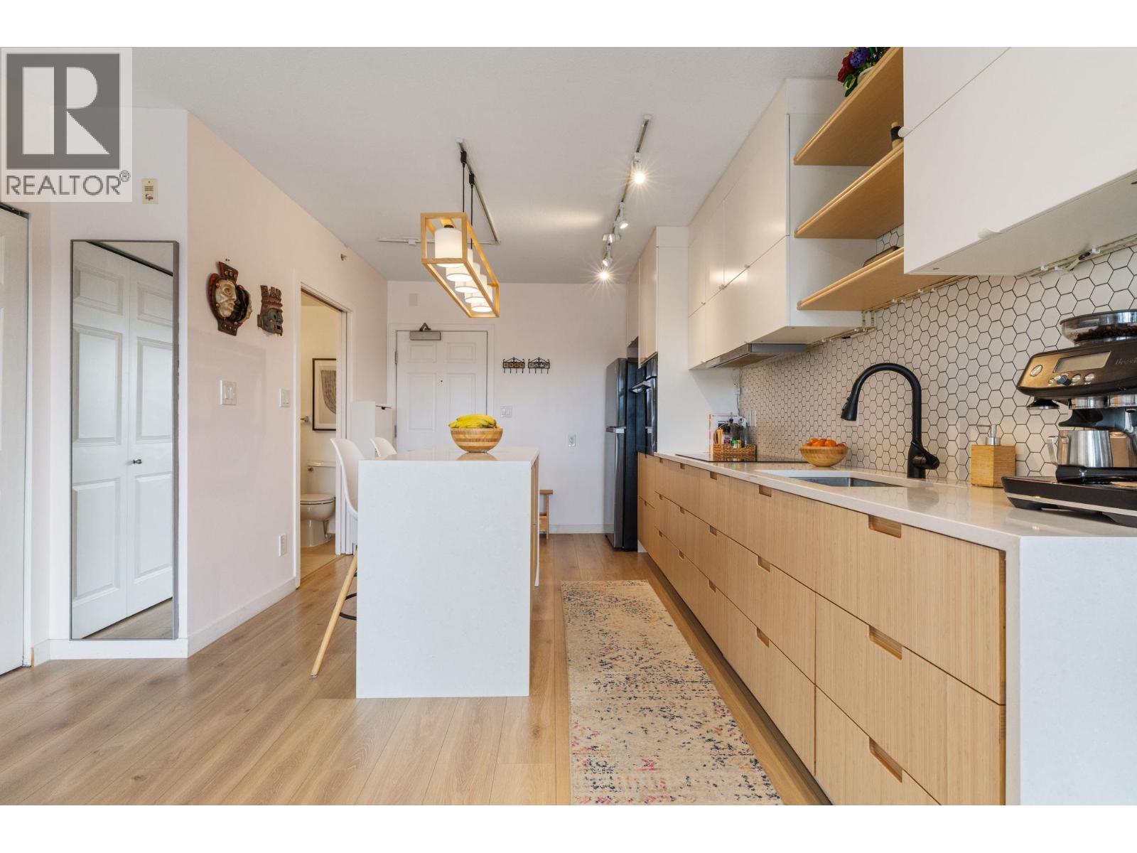 Ph10 702 E King Edward Avenue, Vancouver, British Columbia  V5V 0A9 - Photo 7 - R3160011