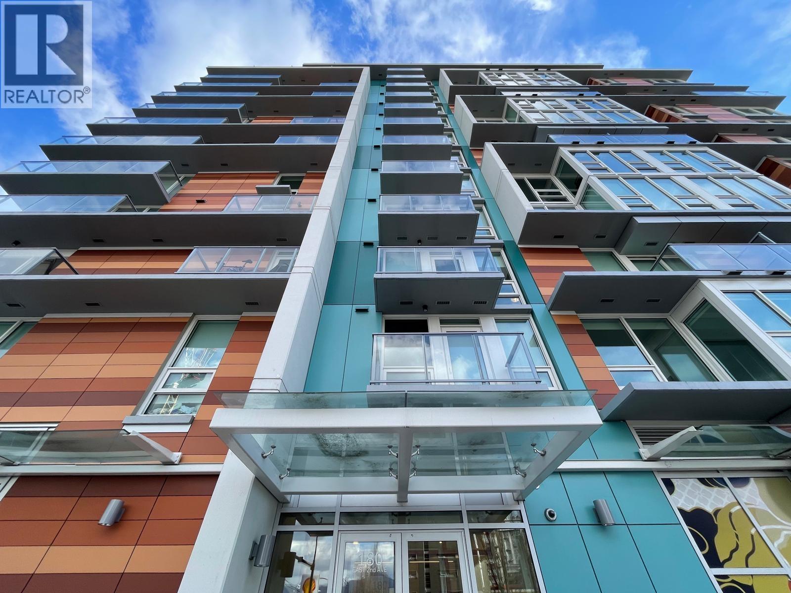 909 180 E 2nd Avenue, Vancouver, British Columbia  V5T 0K4 - Photo 2 - R3160028