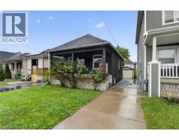 11 CRAIGMILLER Avenue, hamilton, Ontario