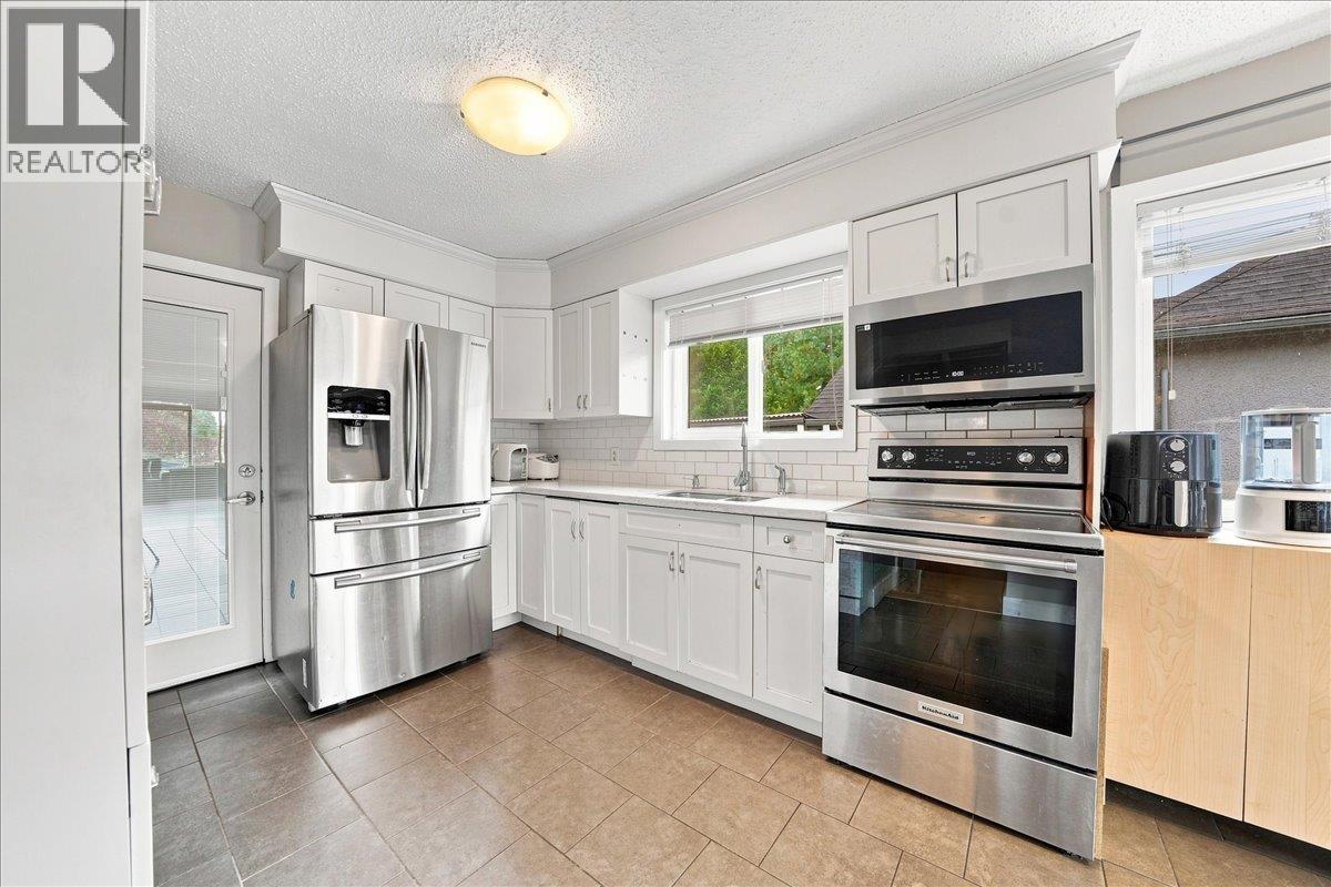 4820 Moss Street, Vancouver, British Columbia  V5R 3T2 - Photo 11 - R3160005