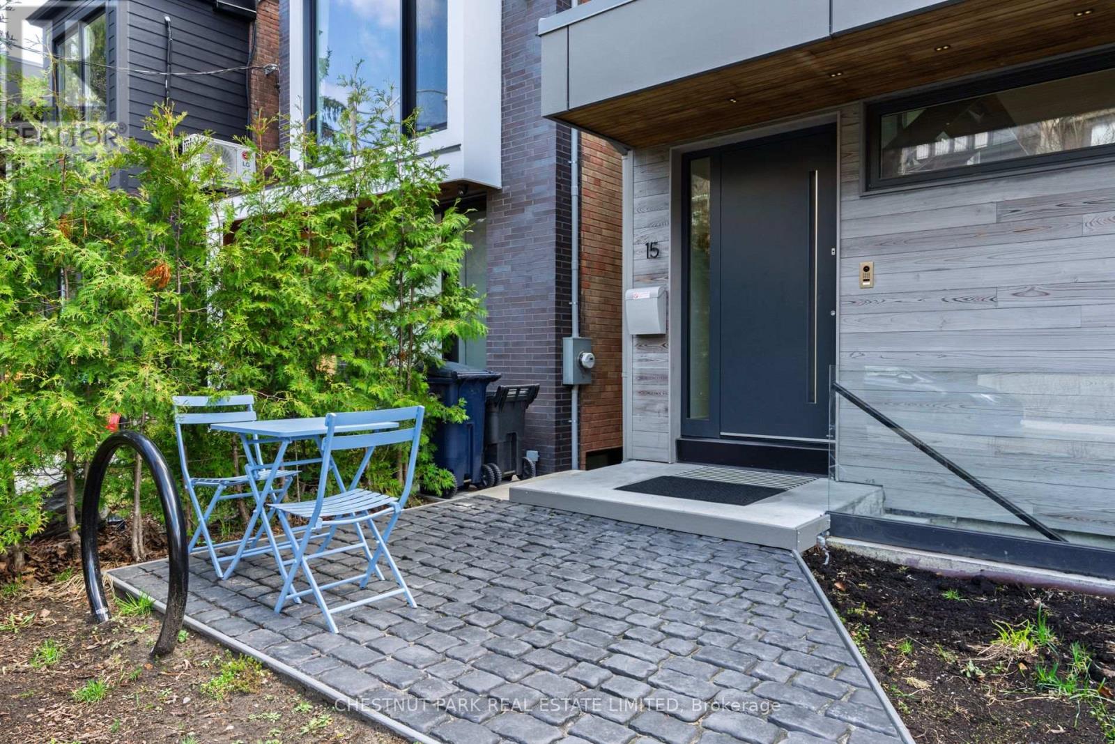 15 Albemarle Avenue, Toronto, Ontario  M4K 1H6 - Photo 2 - E13728644