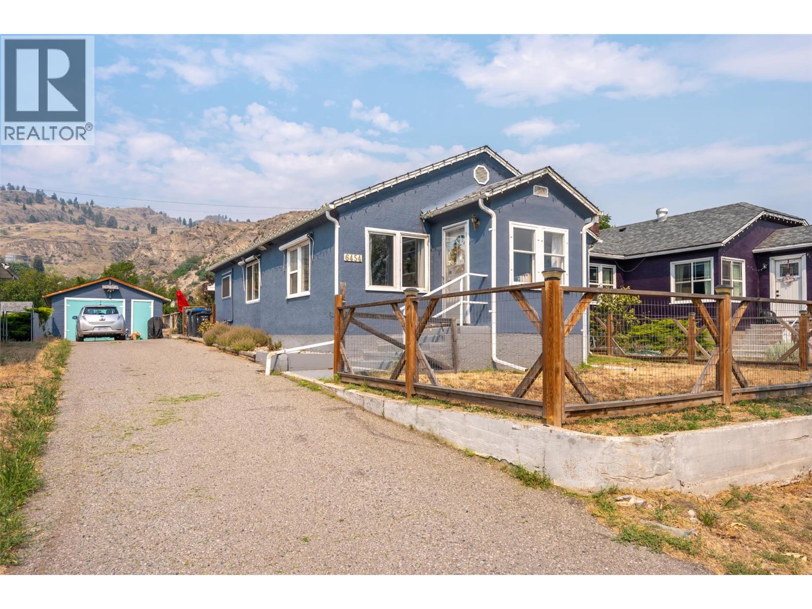 6454 KOOTENAY Street, Oliver, British Columbia