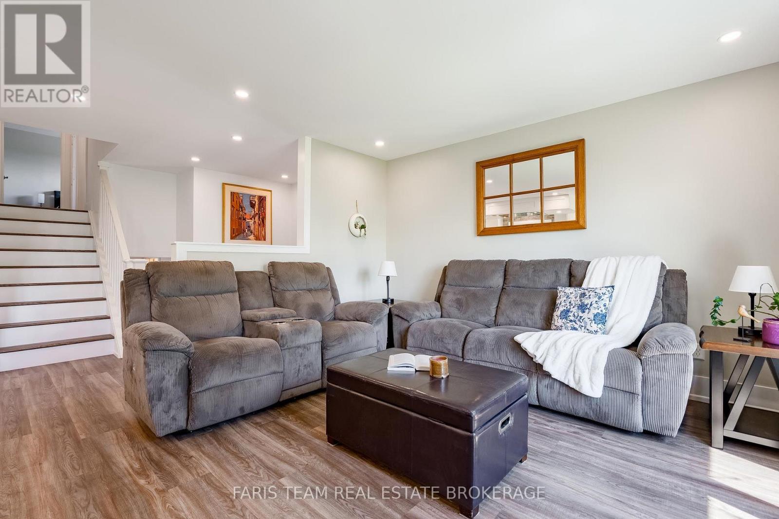 5390 Highway 89, Essa, Ontario  L0L 1L0 - Photo 14 - N13728614