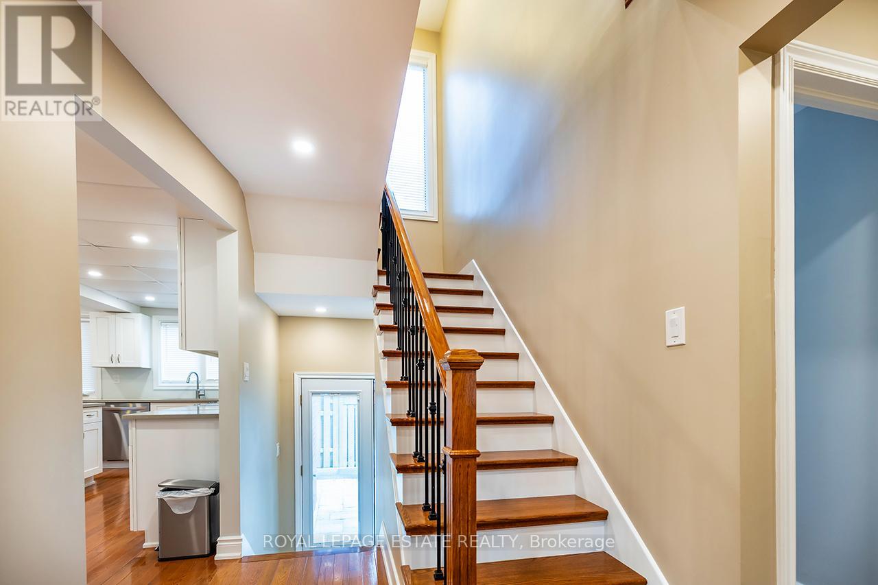 103 Aylesworth Avenue, Toronto, Ontario M1N 2J7 - Photo 12 - E13589128
