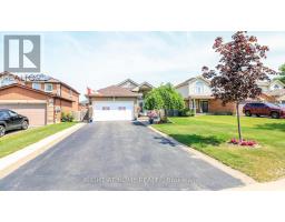 36 BENJAMIN LANE, Barrie, Ontario