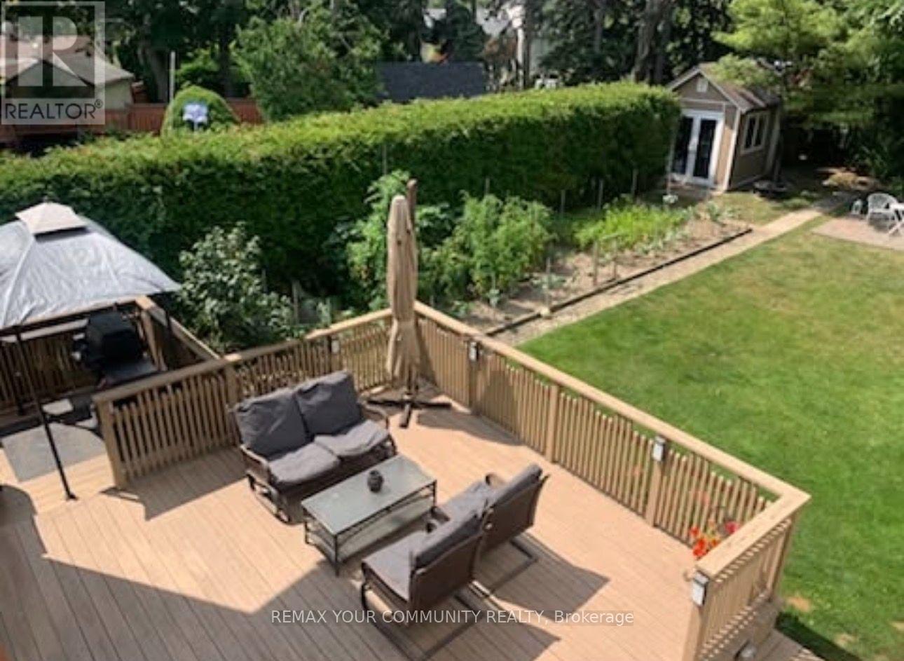 18 Terryellen Crescent, Toronto, Ontario  M9C 1H7 - Photo 46 - W13703620