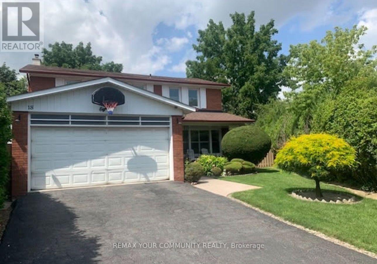 18 Terryellen Crescent, Toronto, Ontario  M9C 1H7 - Photo 3 - W13703620