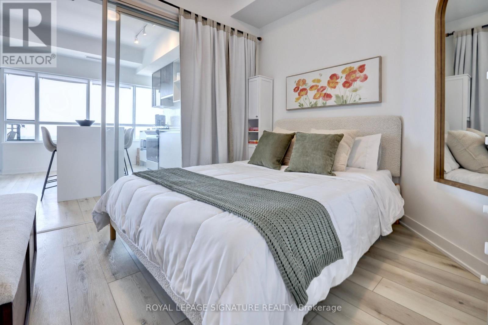 Ph15 - 395 Dundas Street W, Oakville, Ontario  L6M 4M2 - Photo 14 - W13728620