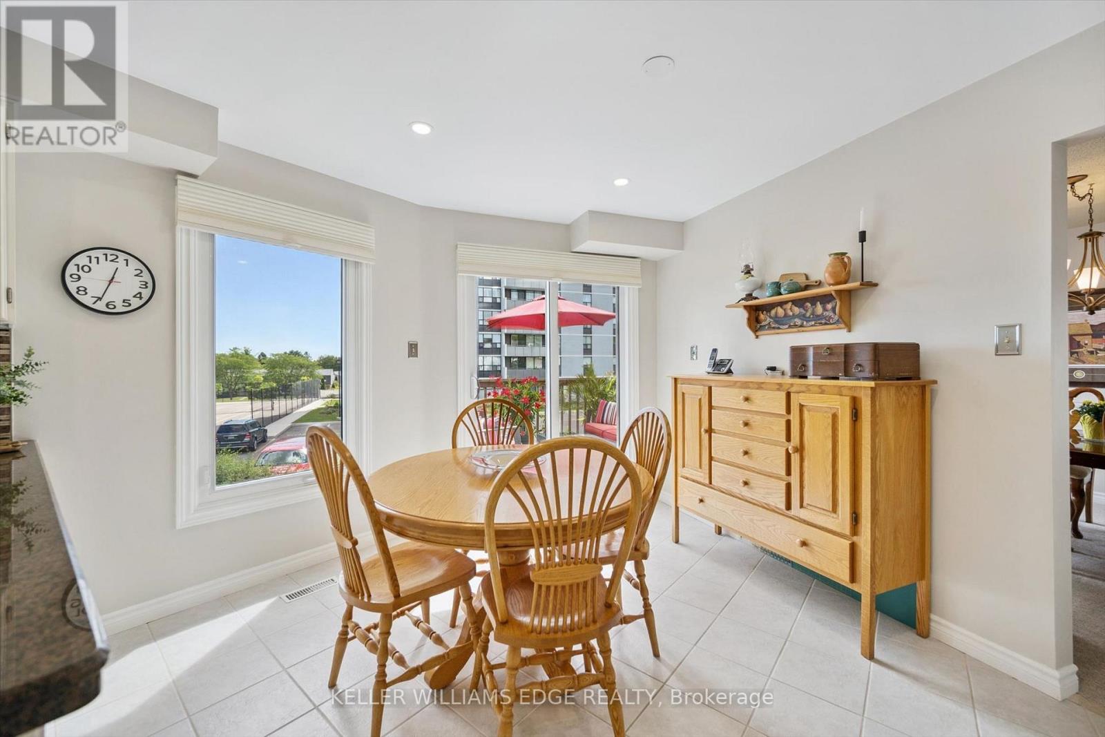 8 - 2155 Duncaster Drive, Burlington, Ontario  L7P 4R3 - Photo 11 - W13728716