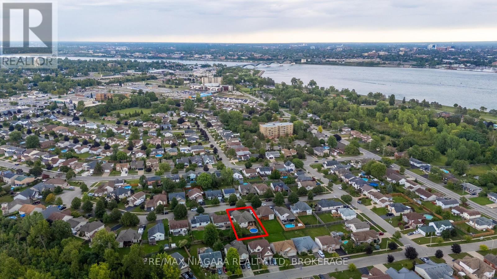 865 Canada Drive, Fort Erie, Ontario  L2A 6S5 - Photo 3 - X13727808