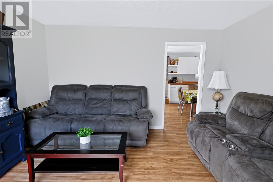 3141 Maple Street, Val Caron, Ontario  P3N 1E9 - Photo 14 - 2130070