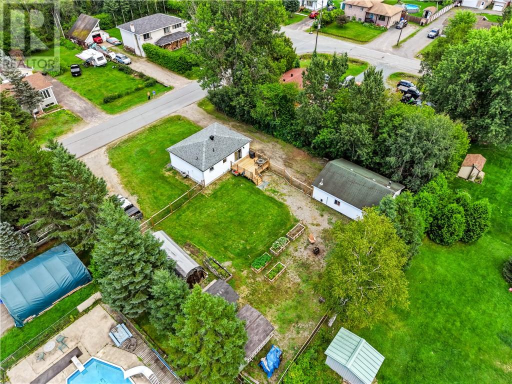 3141 Maple Street, Val Caron, Ontario  P3N 1E9 - Photo 3 - 2130070