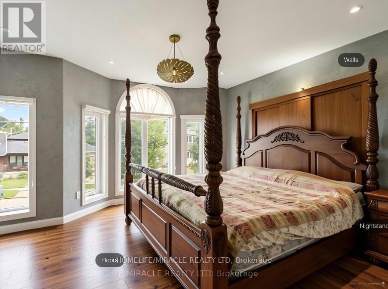 33 Torrens Avenue, Toronto, Ontario  M4K 2H9 - Photo 13 - E13624280
