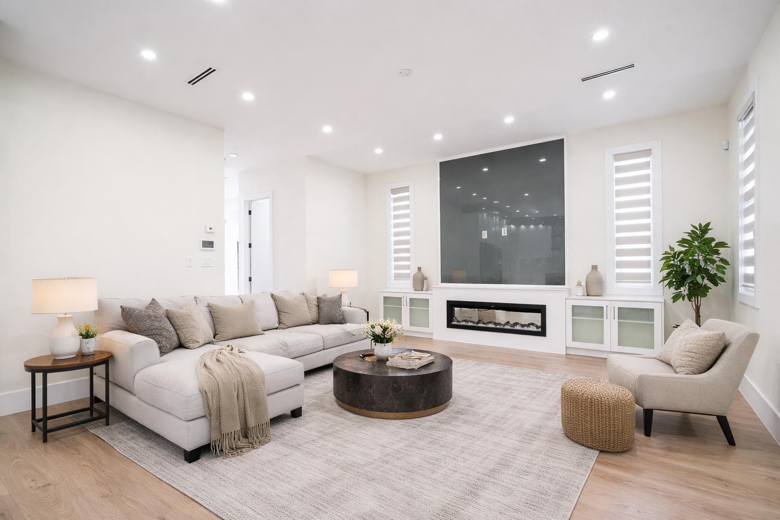 10648 124 STREET, Surrey, British Columbia