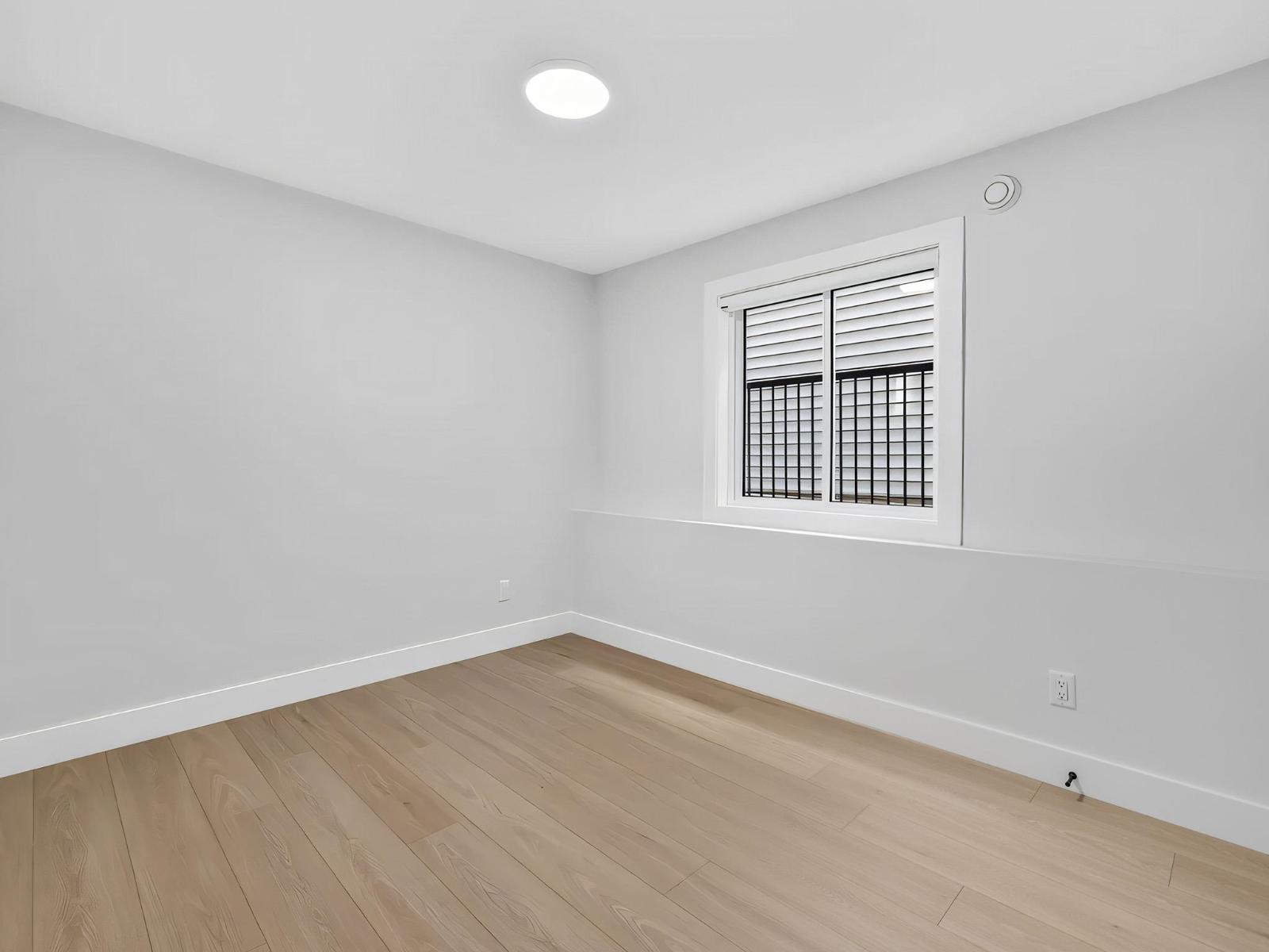 102 5737 172 Street, Surrey, British Columbia  V3S 3Z4 - Photo 32 - R3159596