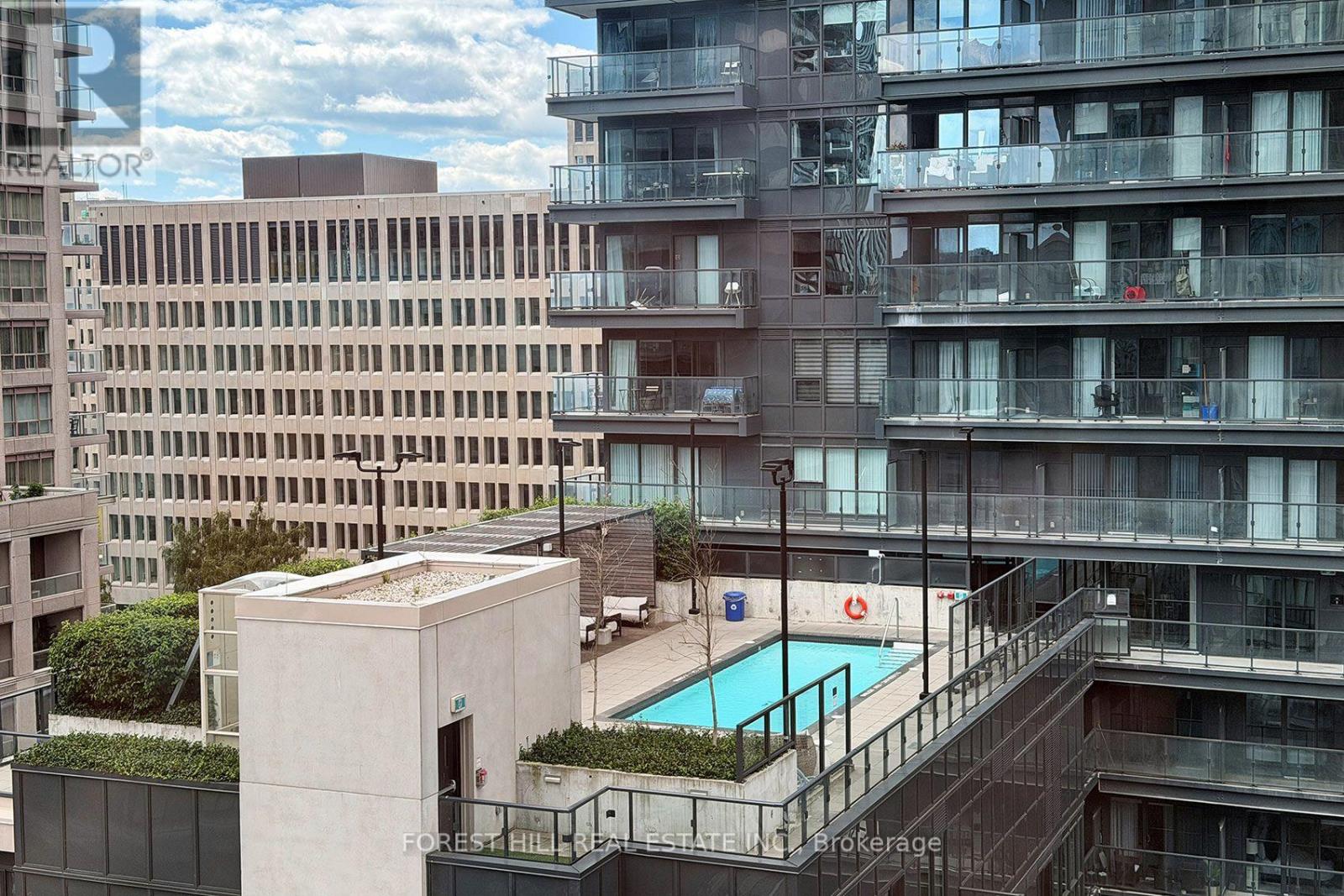 1303 - 24 Wellesley Street W, Toronto, Ontario  M4Y 2X6 - Photo 28 - C13708210