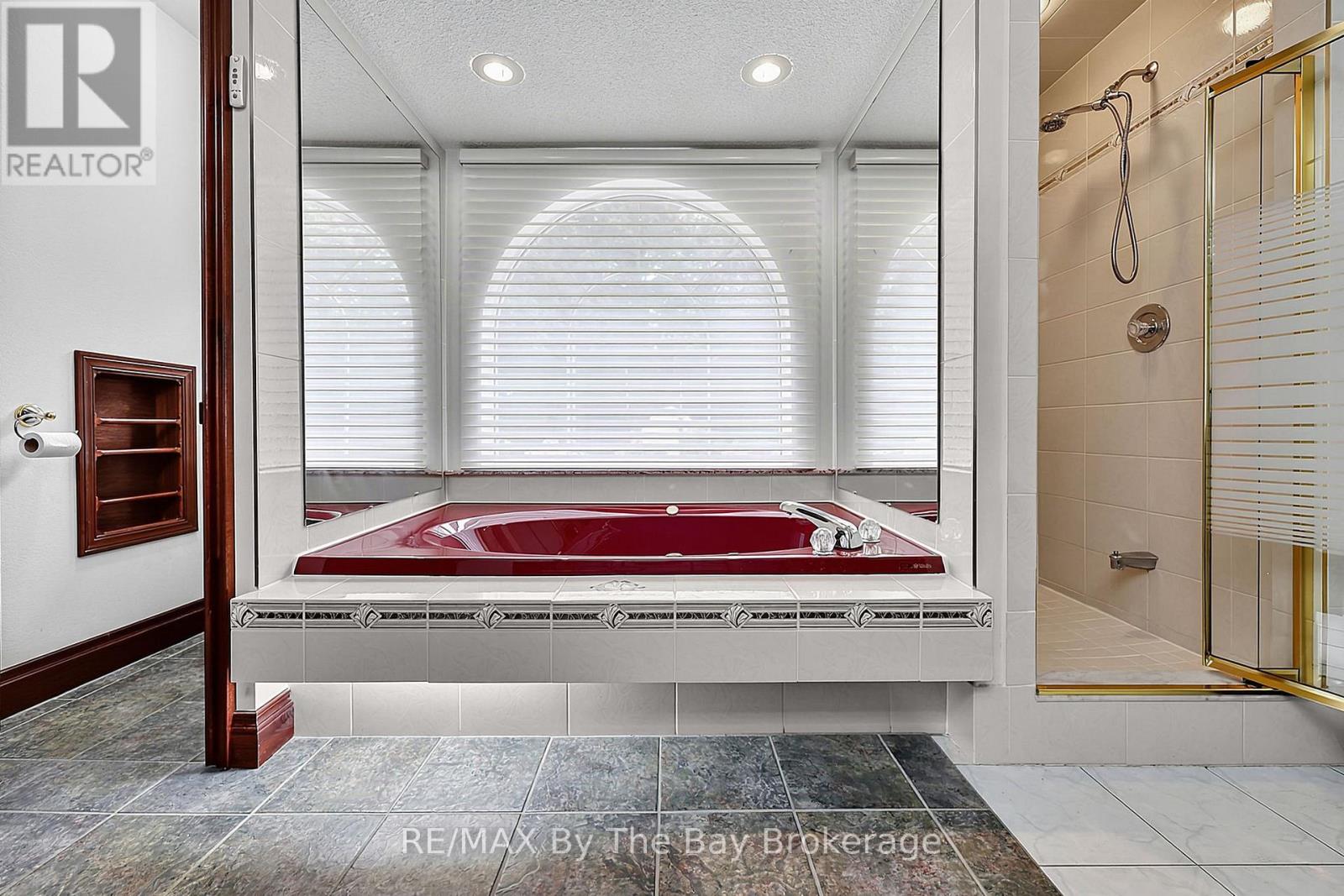 90 Goldfinch Crescent, Tiny, Ontario  L0L 2J0 - Photo 22 - S13728844