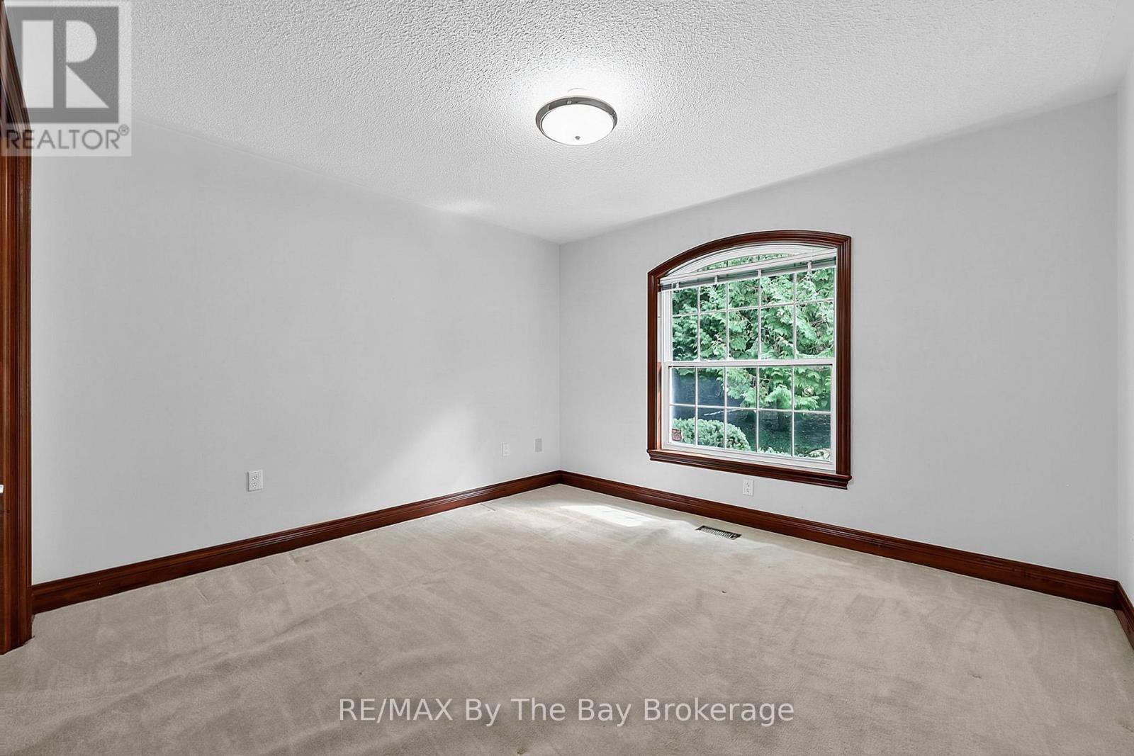 90 Goldfinch Crescent, Tiny, Ontario  L0L 2J0 - Photo 23 - S13728844