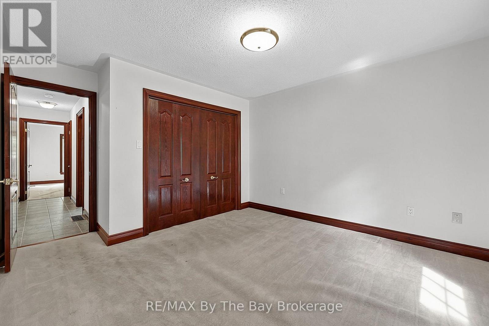 90 Goldfinch Crescent, Tiny, Ontario  L0L 2J0 - Photo 24 - S13728844