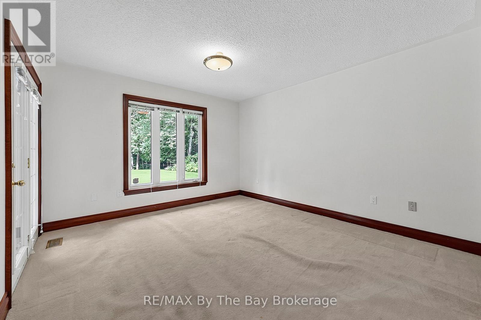 90 Goldfinch Crescent, Tiny, Ontario  L0L 2J0 - Photo 26 - S13728844