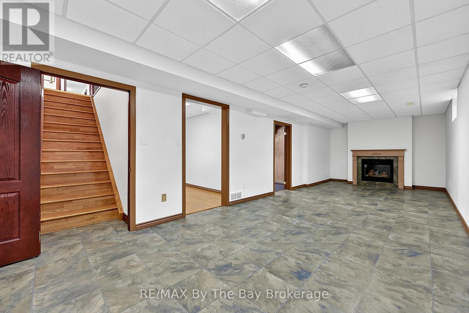90 Goldfinch Crescent, Tiny, Ontario  L0L 2J0 - Photo 29 - S13728844