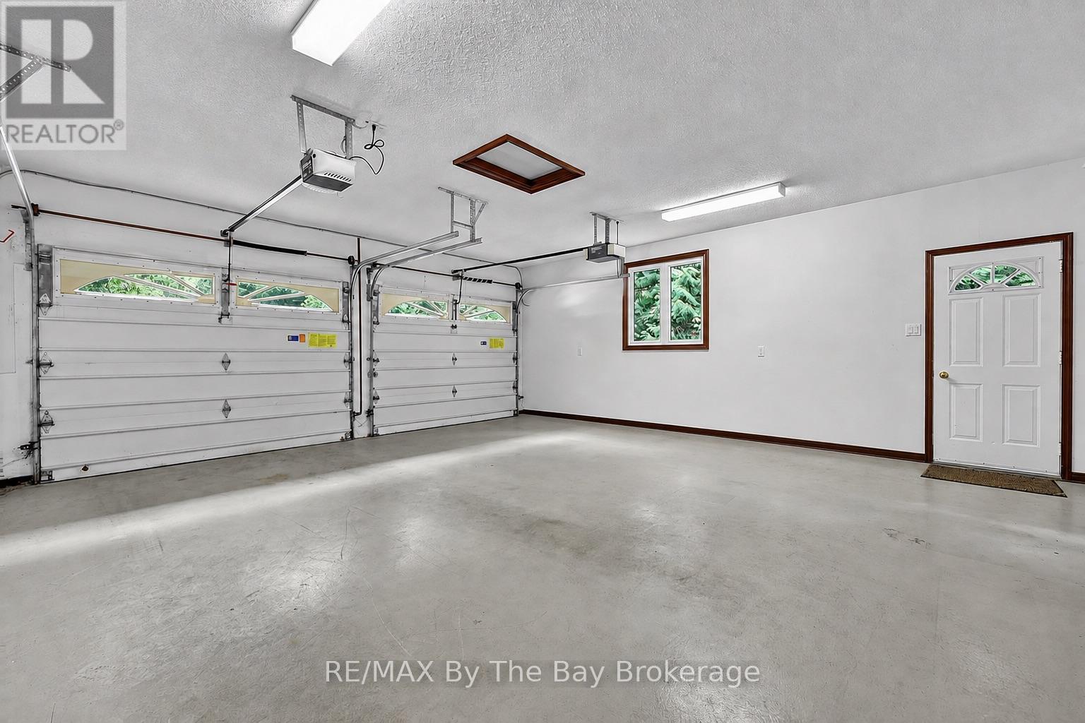 90 Goldfinch Crescent, Tiny, Ontario  L0L 2J0 - Photo 38 - S13728844