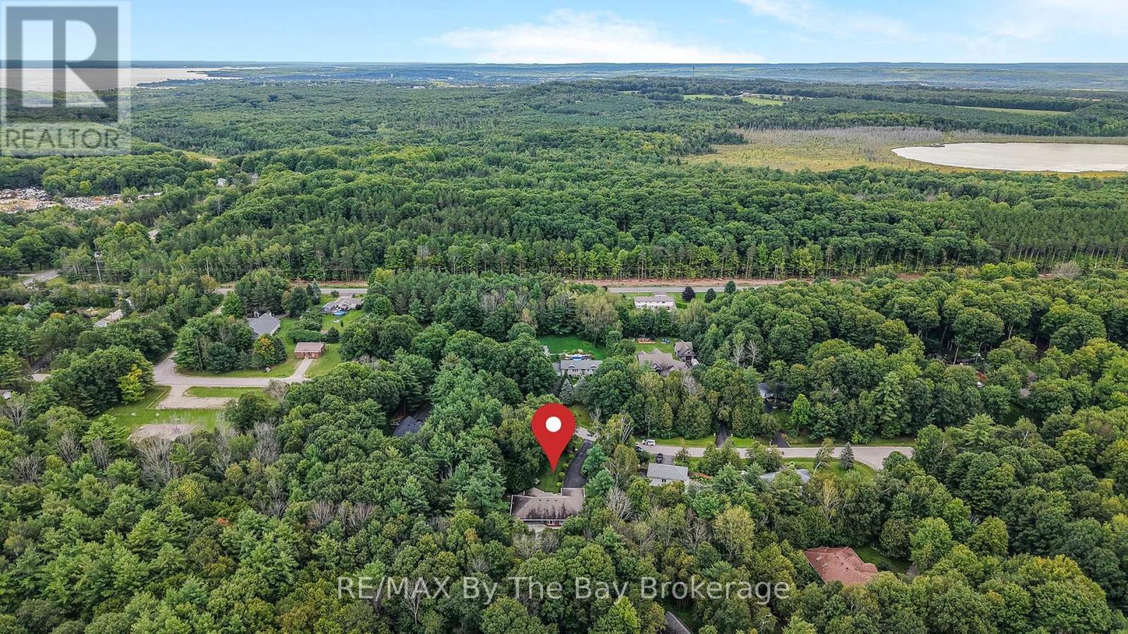 90 Goldfinch Crescent, Tiny, Ontario  L0L 2J0 - Photo 45 - S13728844