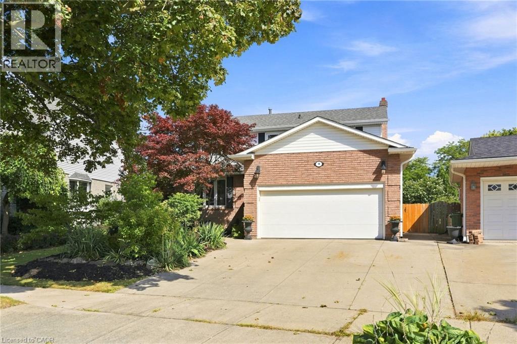 10 Acacia Street, Stoney Creek, Ontario  L8J 1V6 - Photo 1 - 40859560