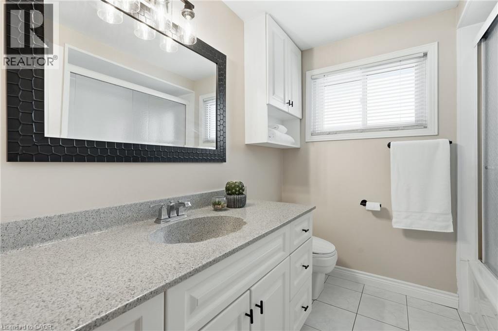 10 Acacia Street, Stoney Creek, Ontario  L8J 1V6 - Photo 35 - 40859560