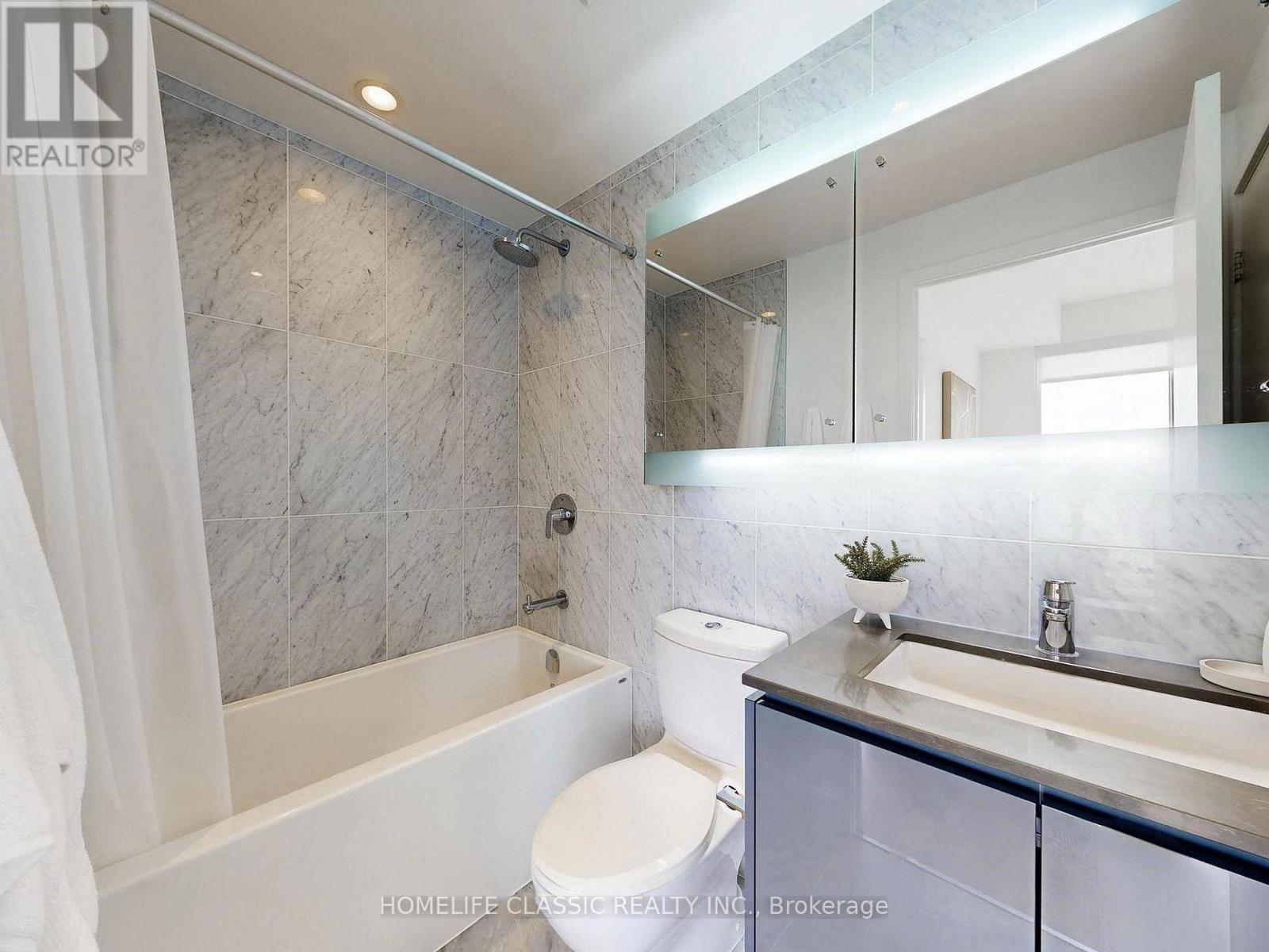 2011 - 117 Mcmahon Drive, Toronto, Ontario  M2K 0E4 - Photo 12 - C13728740