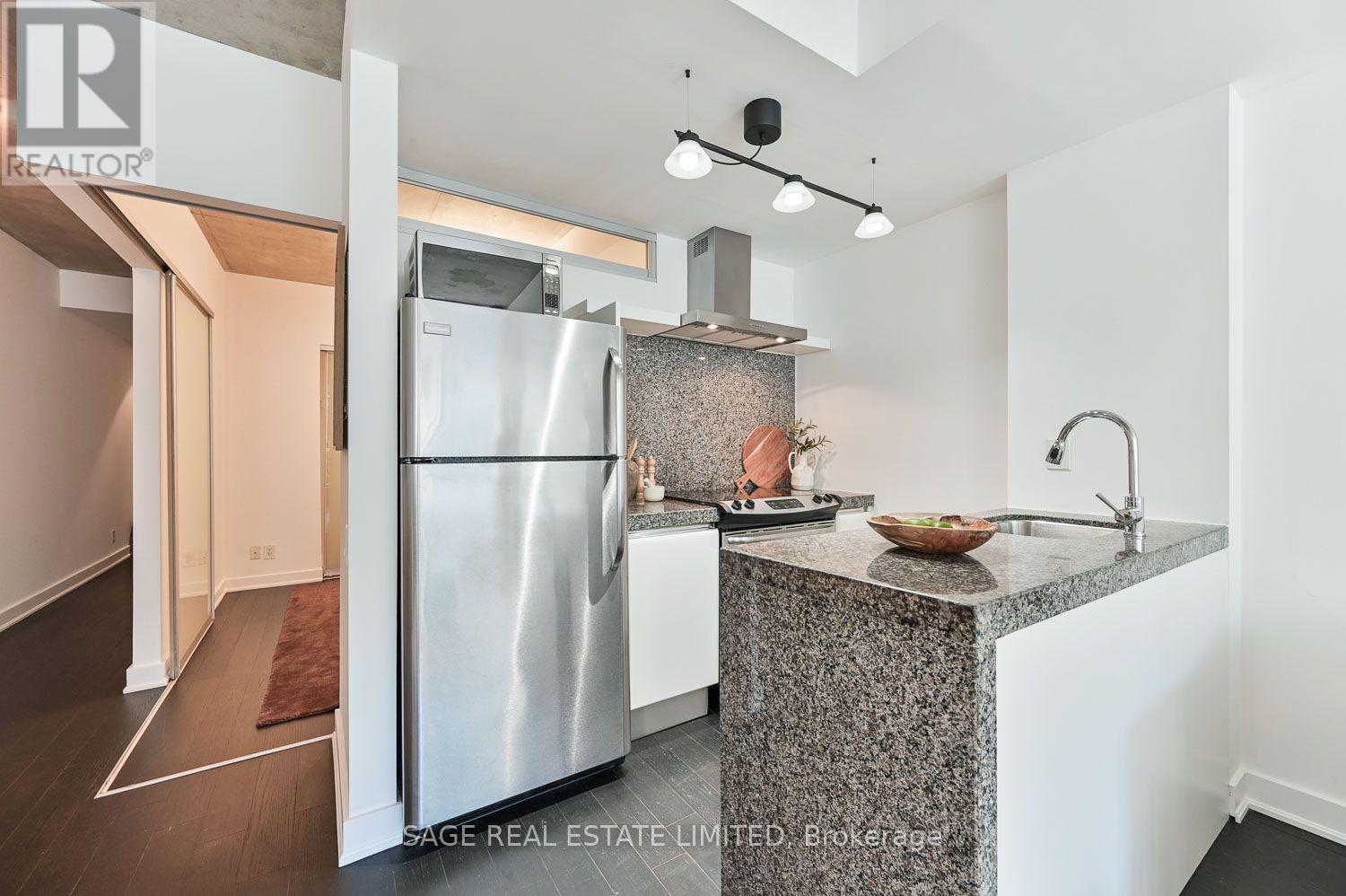 215 - 75 Portland Street, Toronto, Ontario  M5V 2M9 - Photo 11 - C13728802